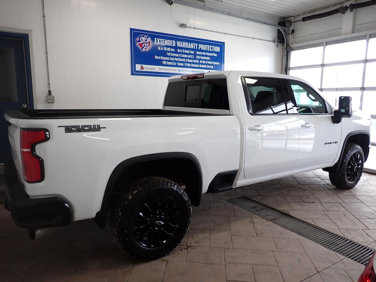 2025 Chevrolet Silverado 3500HD LTZ 4WD CREW CAB LEATHER NAVI  *DIESEL* TRAILBOSS Z71 Listowel ON