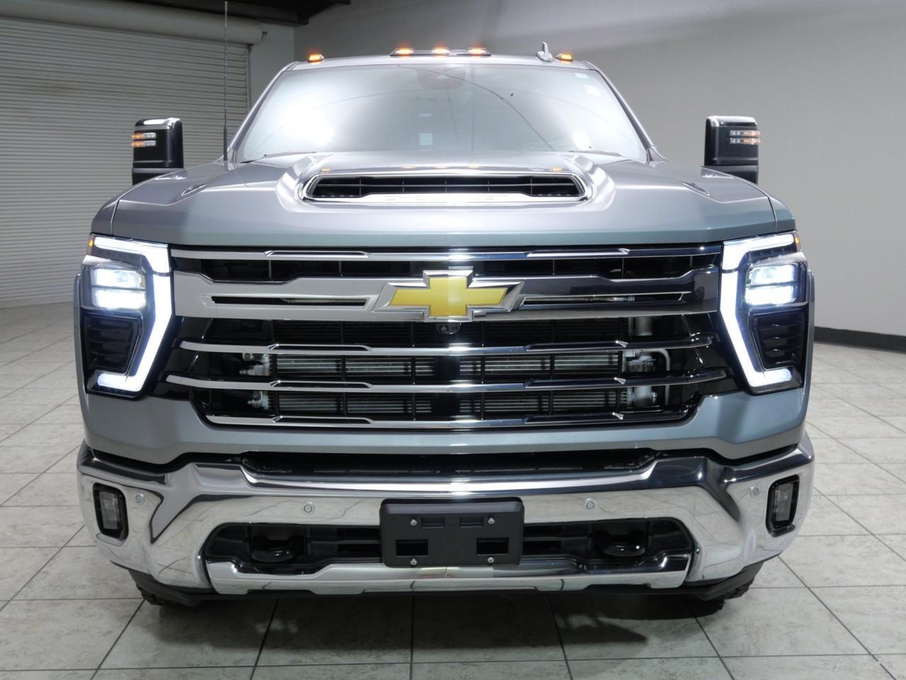 2025 Chevrolet Silverado 3500HD LTZ 6.6L Duramax 4x4 Mansfield TX