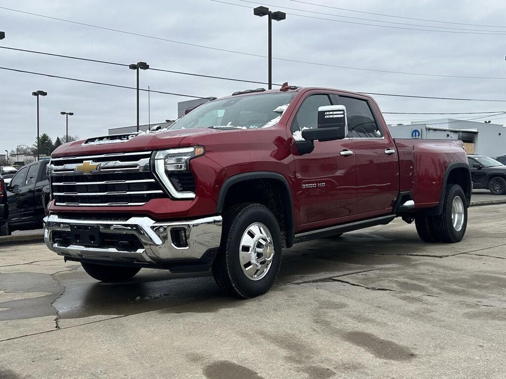 2025 Chevrolet Silverado 3500HD LTZ