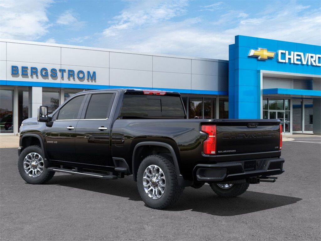 2025 Chevrolet Silverado 3500HD LTZ Green Bay WI