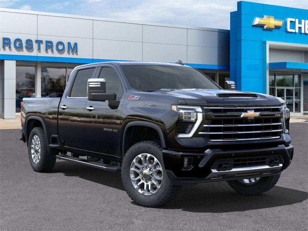 2025 Chevrolet Silverado 3500HD LTZ Green Bay WI