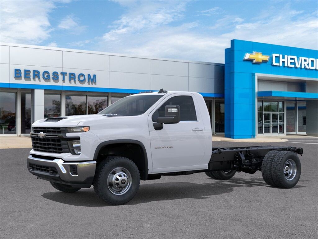 2025 Chevrolet Silverado 3500HD Work Truck Green Bay WI