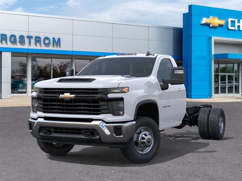 2025 Chevrolet Silverado 3500HD Work Truck Green Bay WI