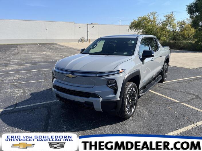 2025 Chevrolet Silverado EV LT Extended Range e4WD PremiumPkg w/SuperCruise 22s Spray-OnBedliner DualLevelChargeCord Milwaukee WI