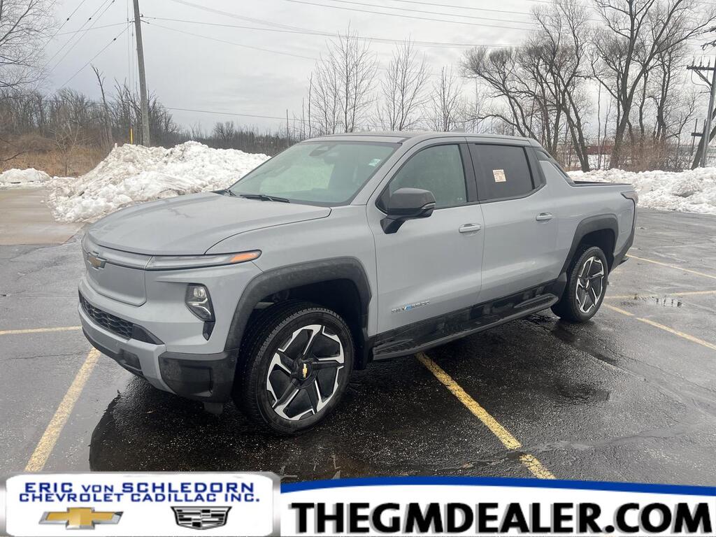2025 Chevrolet Silverado EV LT Extended Range e4WD PremiumPkg w/SuperCrz 22s Spray-OnBedliner HD-SrrndVsn Milwaukee WI