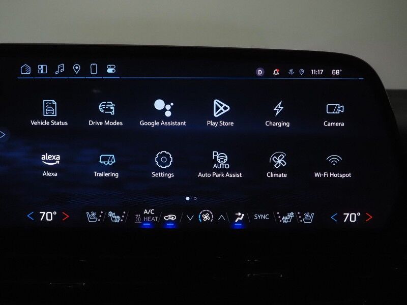 2025 Chevrolet Silverado EV RST Max Range e4WD *HEADS-UP DISPLAY, NAVIGATION, SUPER CRUISE, SAFETY ALERTS, 360 VIEW CAMERAS, PANORAMA GLASS ROOF, CLIMATE SEATS, HEATED STEERING, 4-WHEEL STEER, 24 INCH WHEELS, WIRELESS CHARGING Round Rock TX