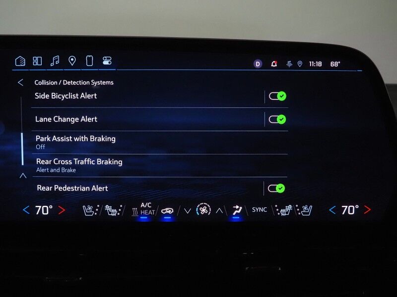 2025 Chevrolet Silverado EV RST Max Range e4WD *HEADS-UP DISPLAY, NAVIGATION, SUPER CRUISE, SAFETY ALERTS, 360 VIEW CAMERAS, PANORAMA GLASS ROOF, CLIMATE SEATS, HEATED STEERING, 4-WHEEL STEER, 24 INCH WHEELS, WIRELESS CHARGING Round Rock TX