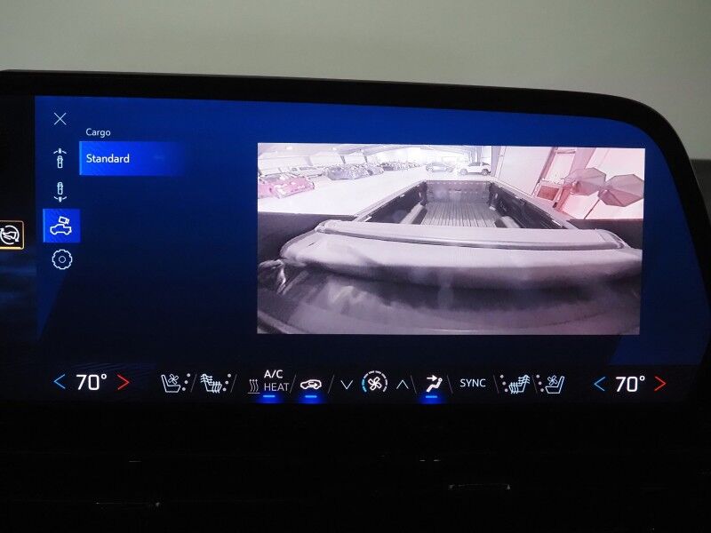 2025 Chevrolet Silverado EV RST Max Range e4WD *HEADS-UP DISPLAY, NAVIGATION, SUPER CRUISE, SAFETY ALERTS, 360 VIEW CAMERAS, PANORAMA GLASS ROOF, CLIMATE SEATS, HEATED STEERING, 4-WHEEL STEER, 24 INCH WHEELS, WIRELESS CHARGING Round Rock TX