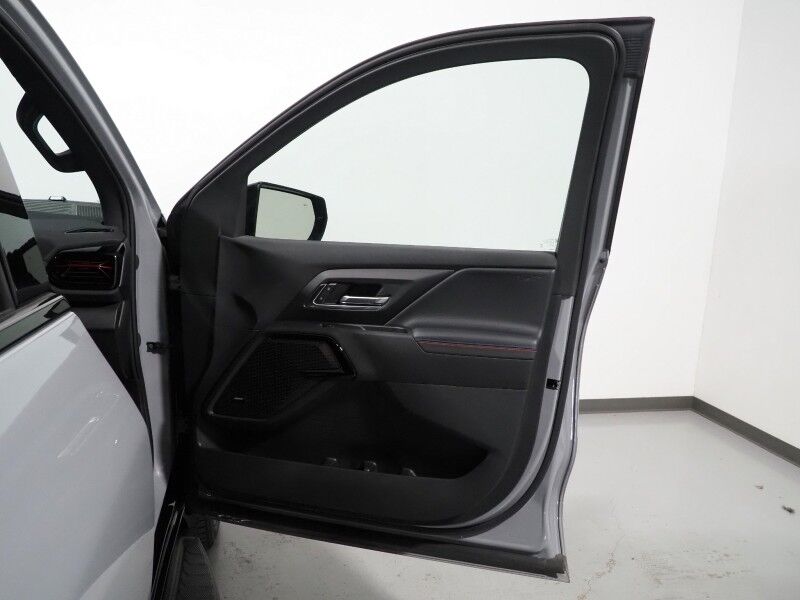 2025 Chevrolet Silverado EV RST Max Range e4WD *HEADS-UP DISPLAY, NAVIGATION, SUPER CRUISE, SAFETY ALERTS, 360 VIEW CAMERAS, PANORAMA GLASS ROOF, CLIMATE SEATS, HEATED STEERING, 4-WHEEL STEER, 24 INCH WHEELS, WIRELESS CHARGING Round Rock TX