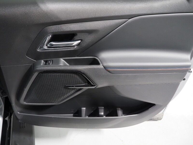 2025 Chevrolet Silverado EV RST Max Range e4WD *HEADS-UP DISPLAY, NAVIGATION, SUPER CRUISE, SAFETY ALERTS, 360 VIEW CAMERAS, PANORAMA GLASS ROOF, CLIMATE SEATS, HEATED STEERING, 4-WHEEL STEER, 24 INCH WHEELS, WIRELESS CHARGING Round Rock TX