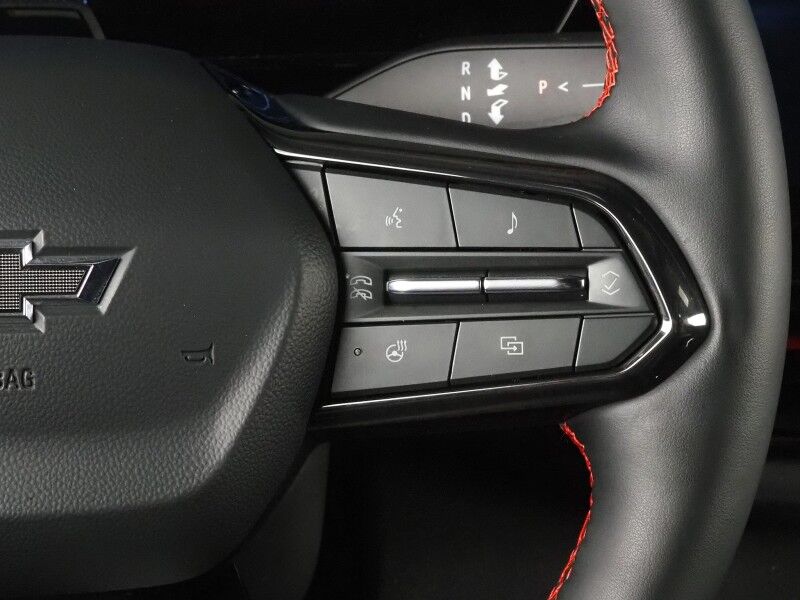 2025 Chevrolet Silverado EV RST Max Range e4WD *HEADS-UP DISPLAY, NAVIGATION, SUPER CRUISE, SAFETY ALERTS, 360 VIEW CAMERAS, PANORAMA GLASS ROOF, CLIMATE SEATS, HEATED STEERING, 4-WHEEL STEER, 24 INCH WHEELS, WIRELESS CHARGING Round Rock TX