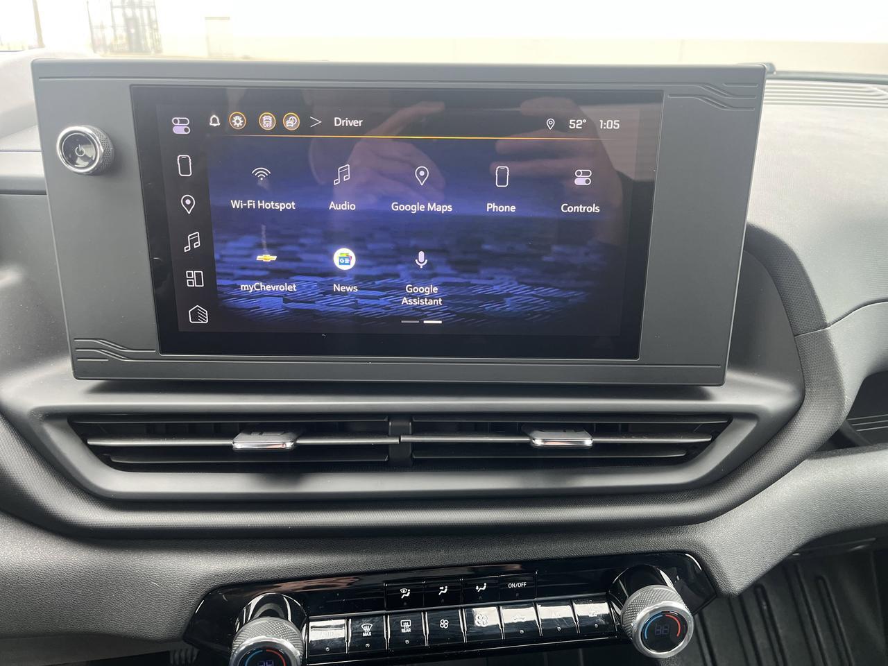 2025 Chevrolet Silverado EV Work Truck Max Range e4WD w/Dual-LevelChargeCord Spray-OnBedliner SoftRollUpTonneauCover AssistSteps Saukville WI