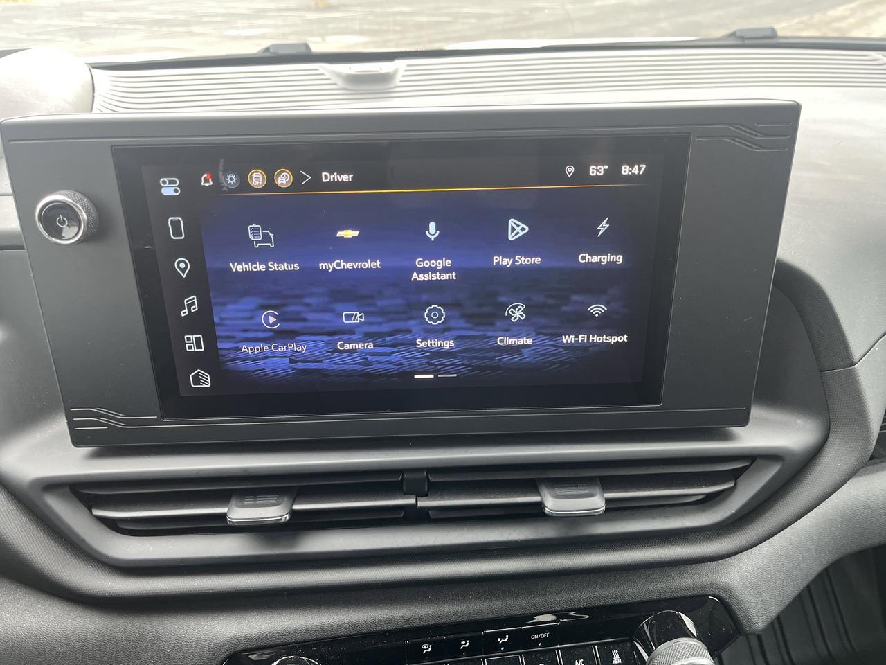 2025 Chevrolet Silverado EV Work Truck Standard Range e4WD w/AdptvCrz Spray-OnBedliner Soft-RollUpTonneauCover HD-SrrndVssn Saukville WI