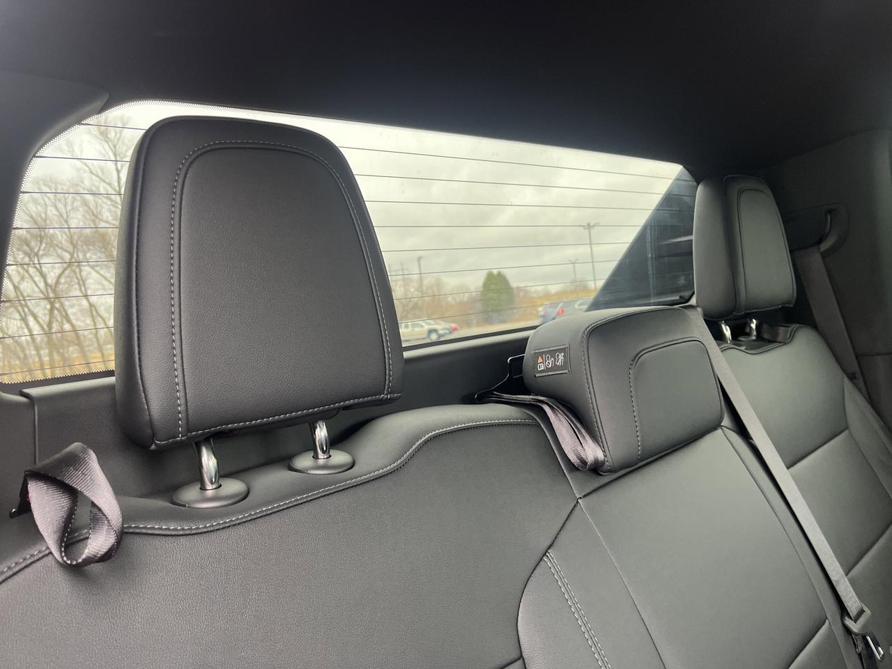 2025 Chevrolet Silverado EV Work Truck Standard Range e4WD w/AdptvCrz Spray-OnBedliner Soft-RollUpTonneauCover HD-SrrndVssn Saukville WI
