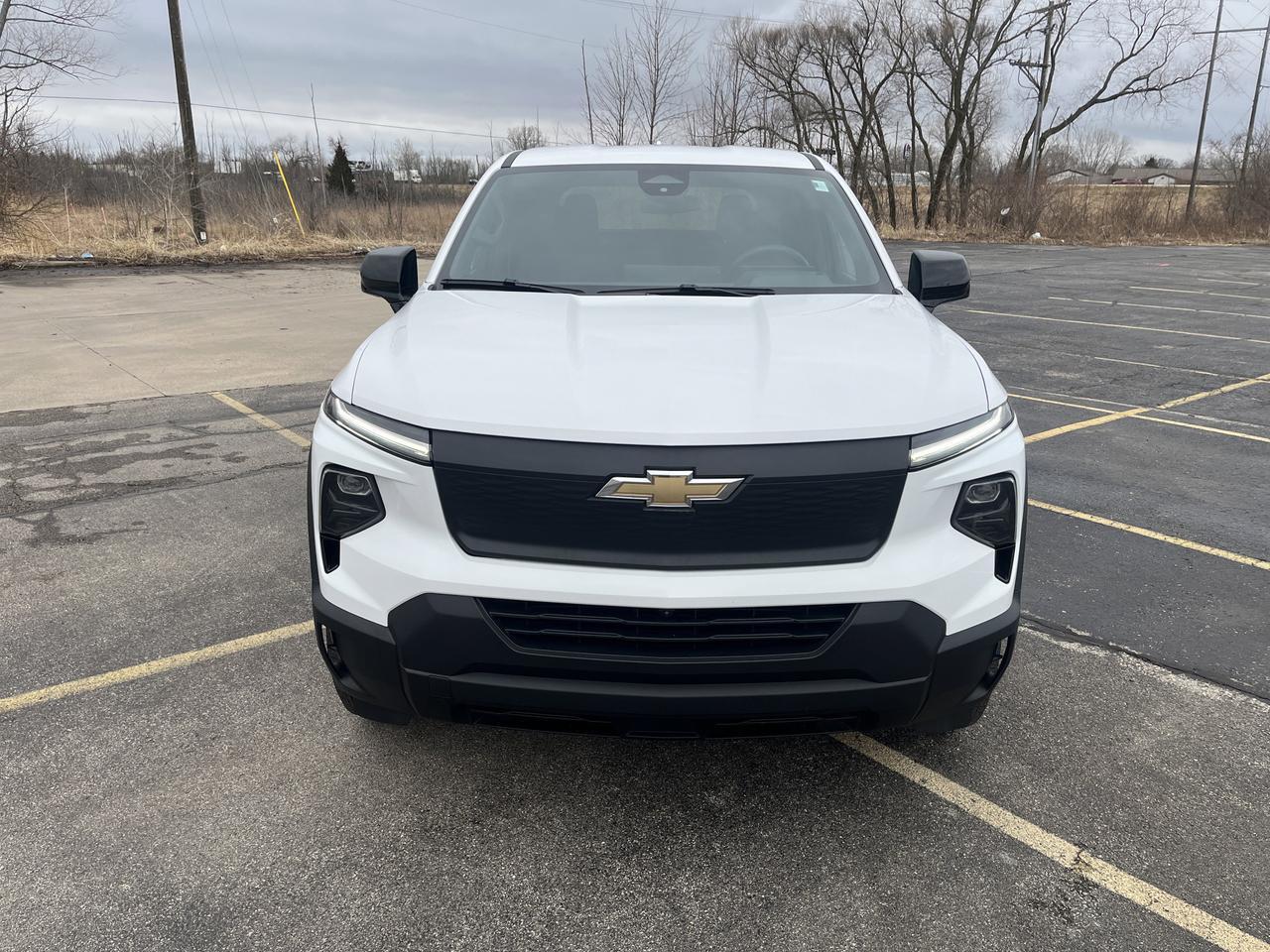 2025 Chevrolet Silverado EV Work Truck Standard Range e4WD w/AdptvCrz Spray-OnBedliner Soft-RollUpTonneauCover HD-SrrndVssn