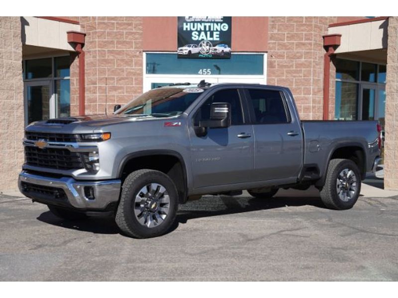 2025 Chevrolet Silverado LT