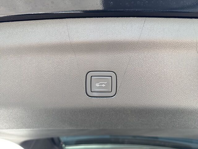 2025 Chevrolet Suburban High Country  TX