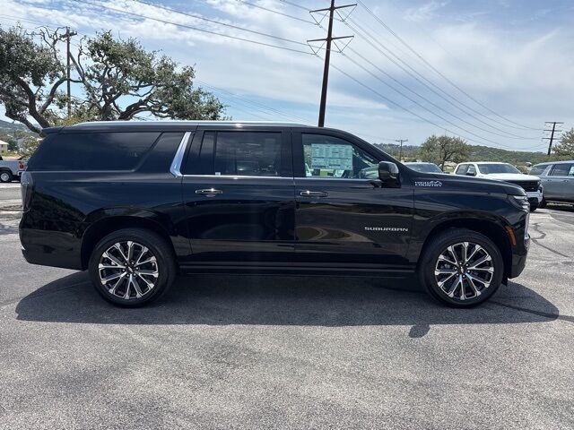 2025 Chevrolet Suburban High Country  TX