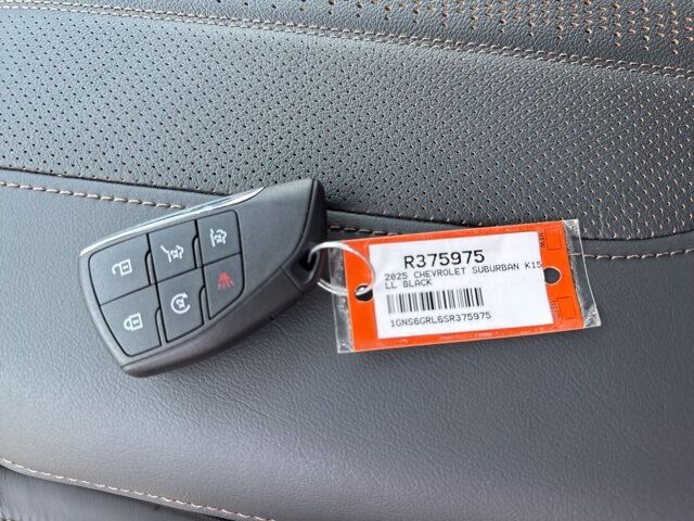 2025 Chevrolet Suburban High Country  TX
