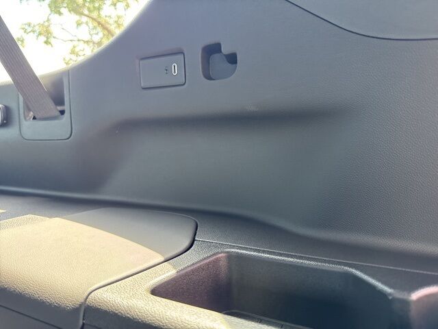2025 Chevrolet Suburban High Country  TX