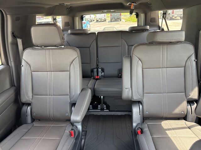 2025 Chevrolet Suburban High Country  TX