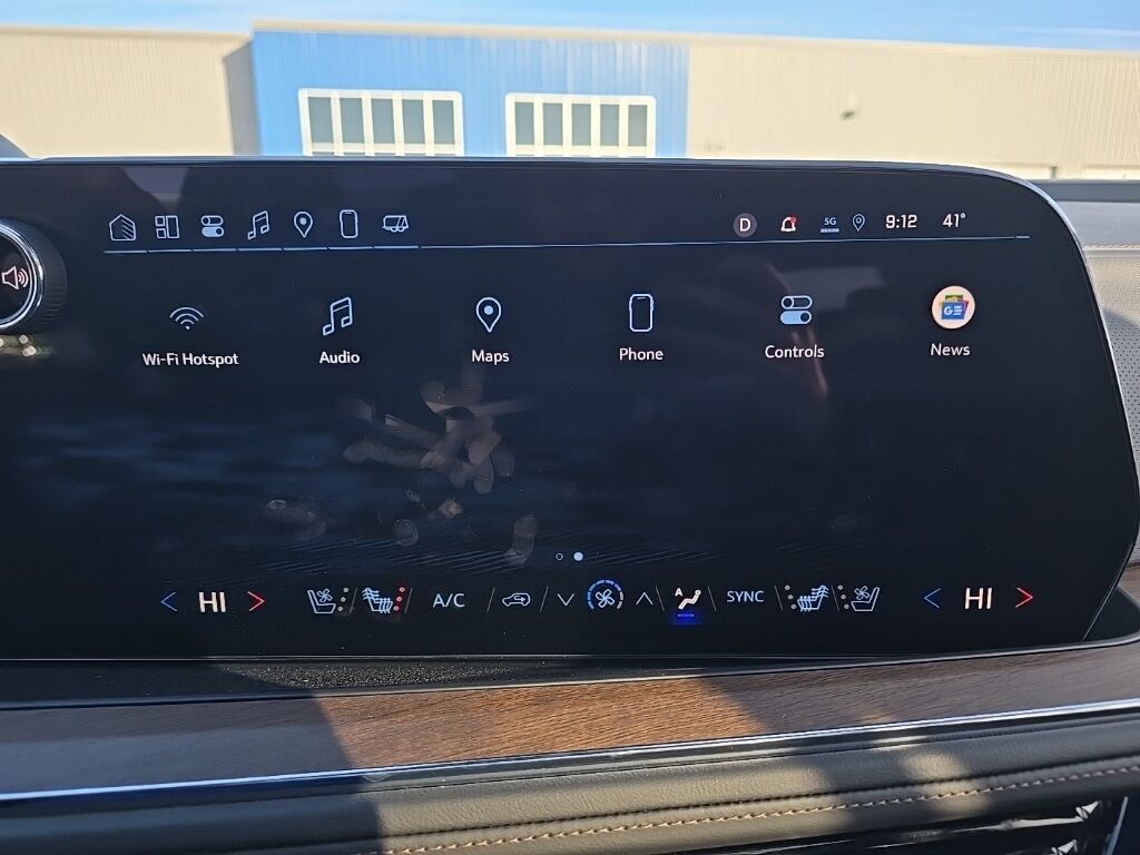 2025 Chevrolet Suburban High Country 4WD Fond du Lac WI