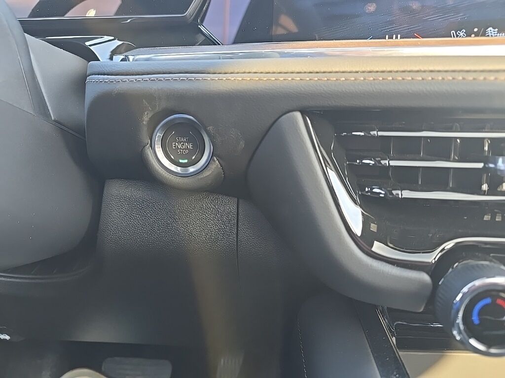 2025 Chevrolet Suburban High Country 4WD Fond du Lac WI