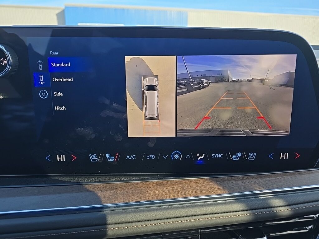 2025 Chevrolet Suburban High Country 4WD Fond du Lac WI