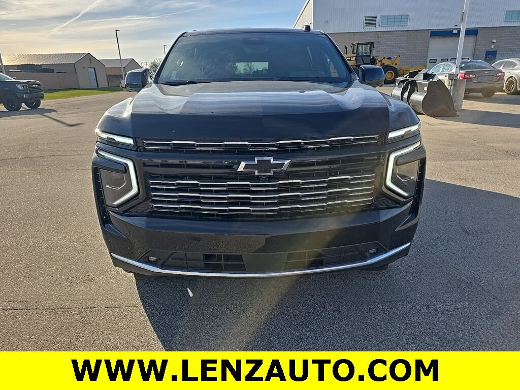 2025 Chevrolet Suburban High Country 4WD