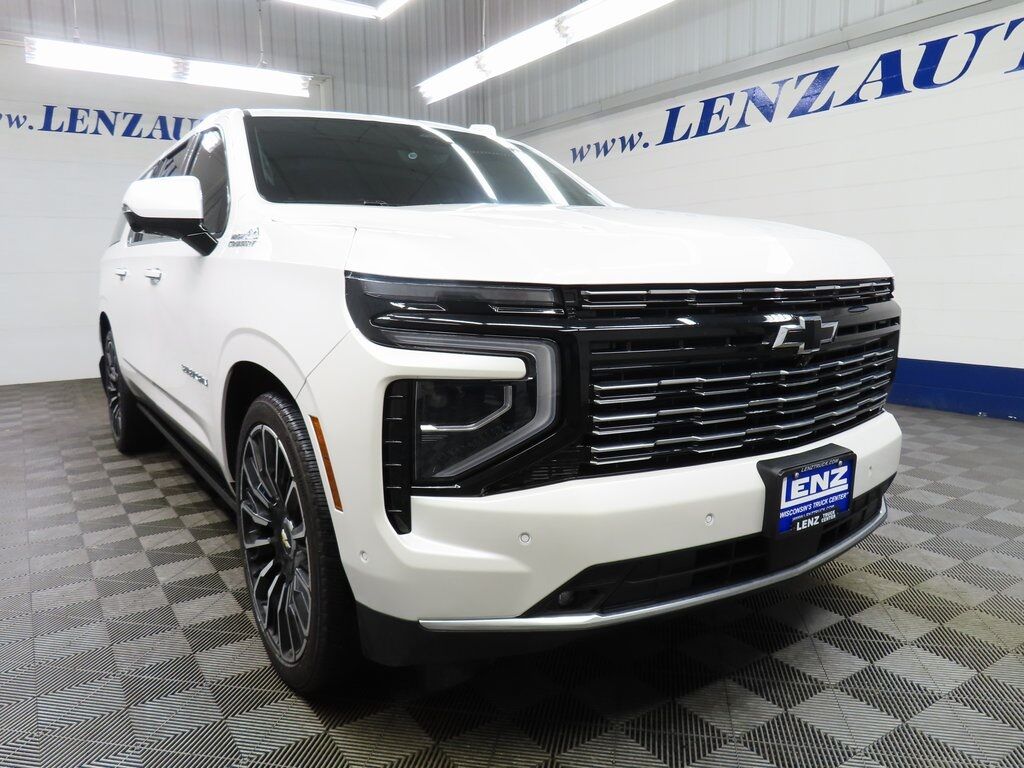 2025 Chevrolet Suburban High Country 4WD