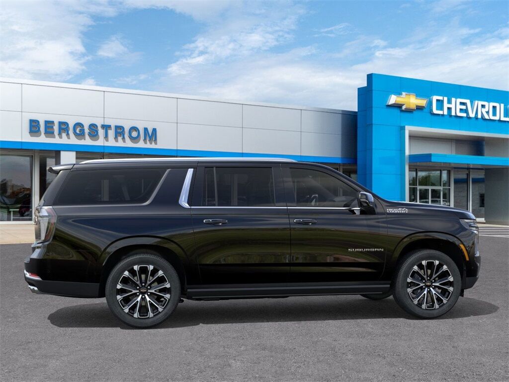 2025 Chevrolet Suburban High Country Green Bay WI