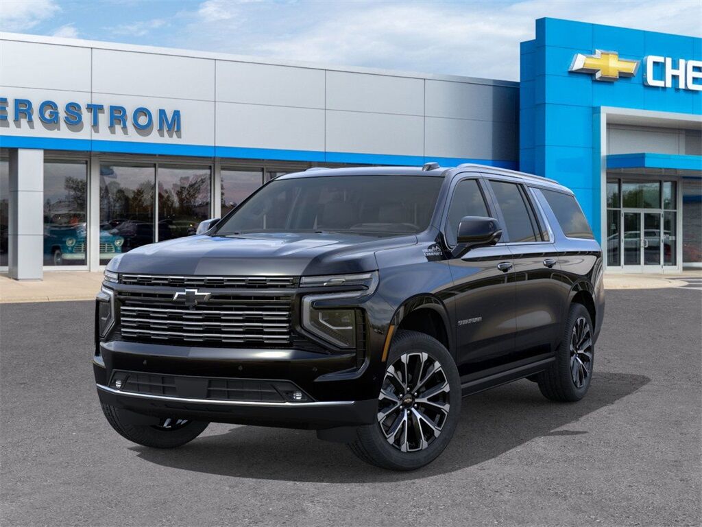 2025 Chevrolet Suburban High Country Green Bay WI