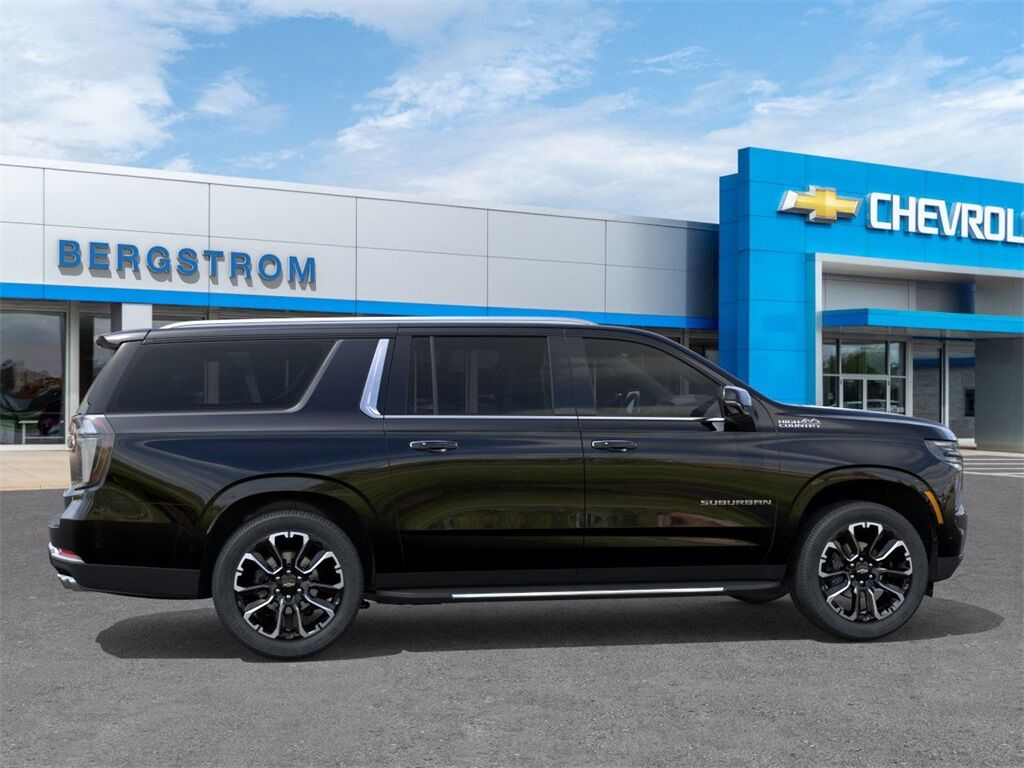 2025 Chevrolet Suburban High Country Green Bay WI