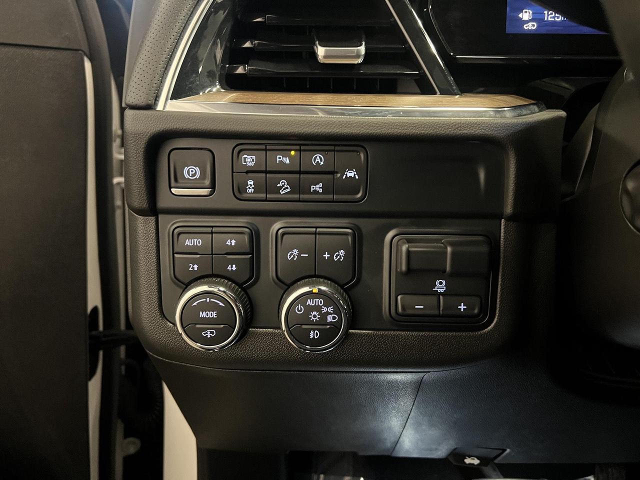 2025 Chevrolet Suburban High Country Parker CO