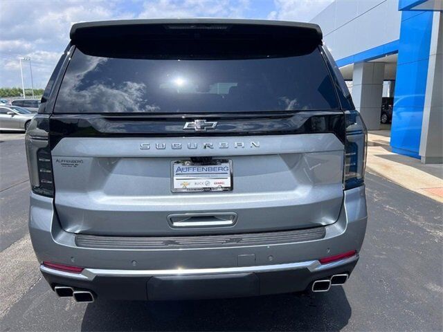 2025 Chevrolet Suburban High Country Farmington MO