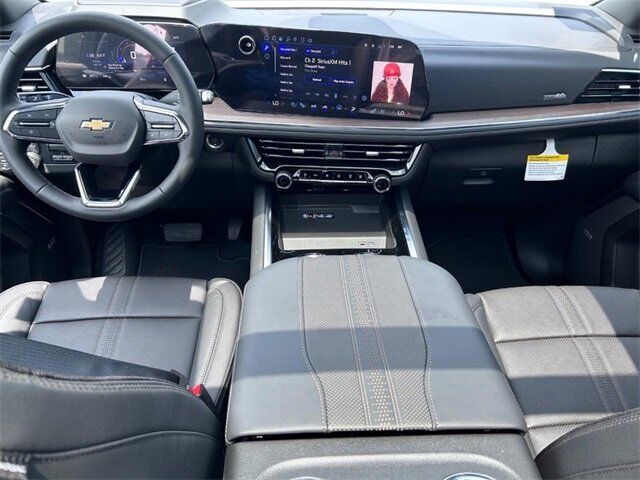 2025 Chevrolet Suburban High Country Farmington MO