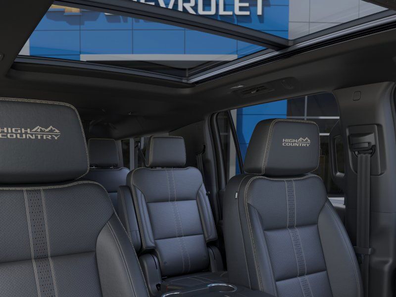 2025 Chevrolet Suburban High Country Farmington MO