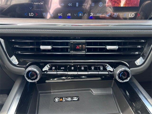 2025 Chevrolet Suburban High Country Farmington MO