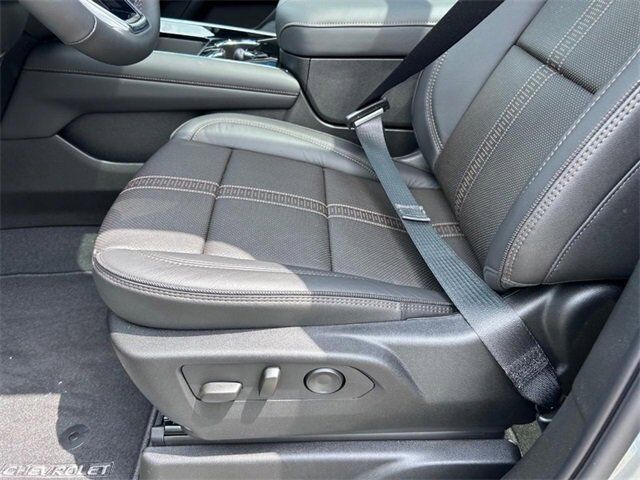 2025 Chevrolet Suburban High Country Farmington MO