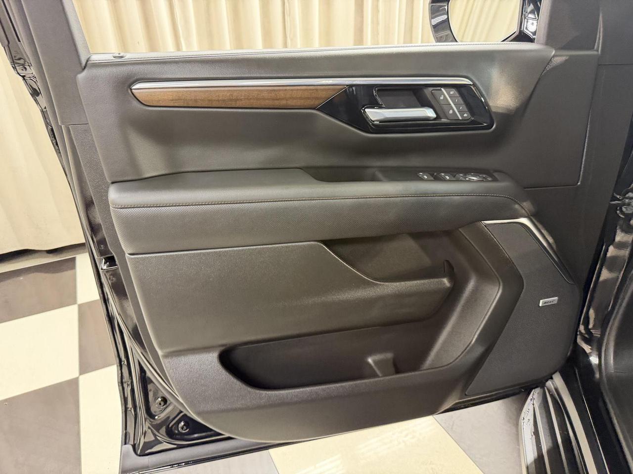 2025 Chevrolet Suburban High Country Annapolis MD