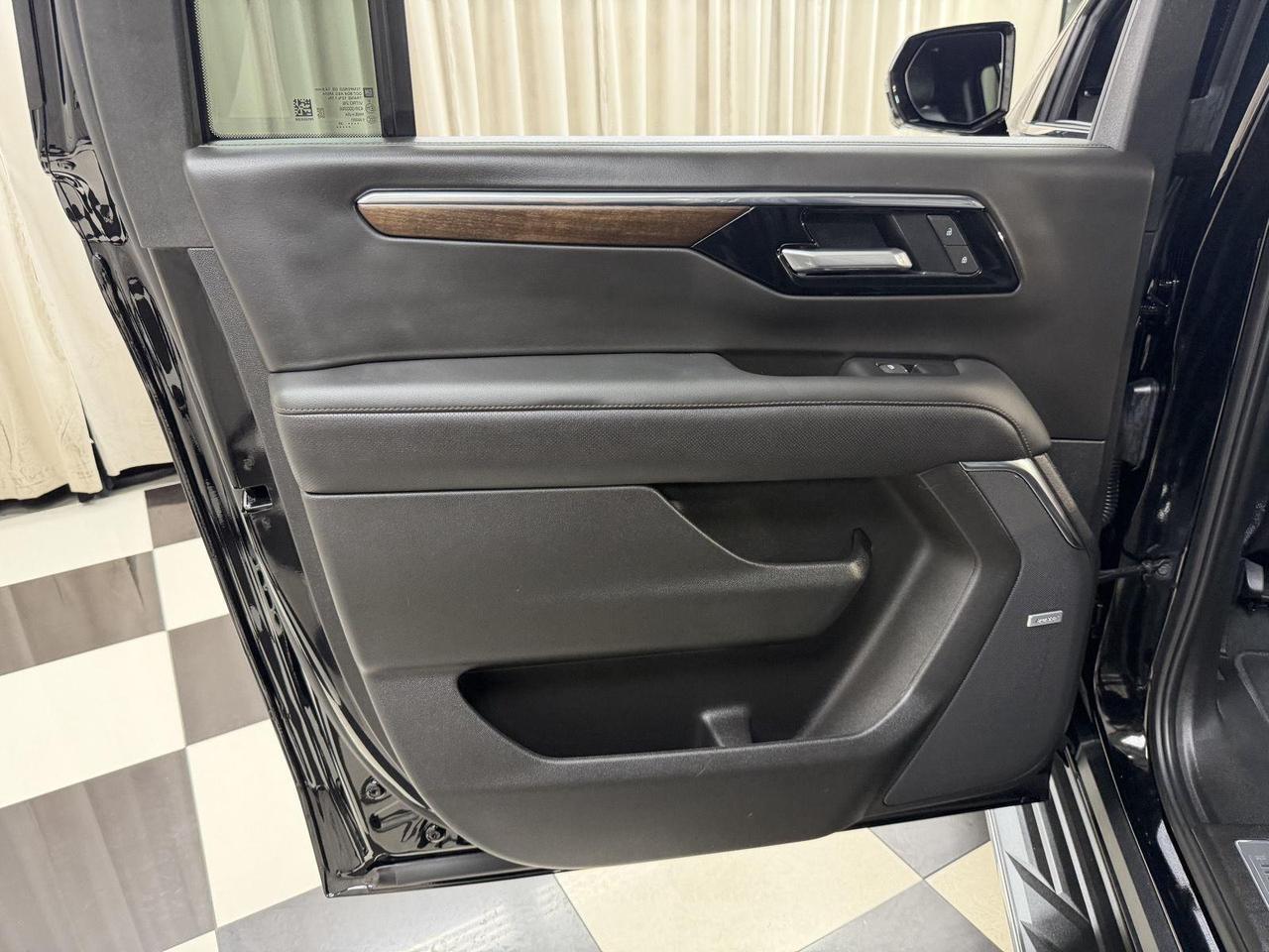 2025 Chevrolet Suburban High Country Annapolis MD