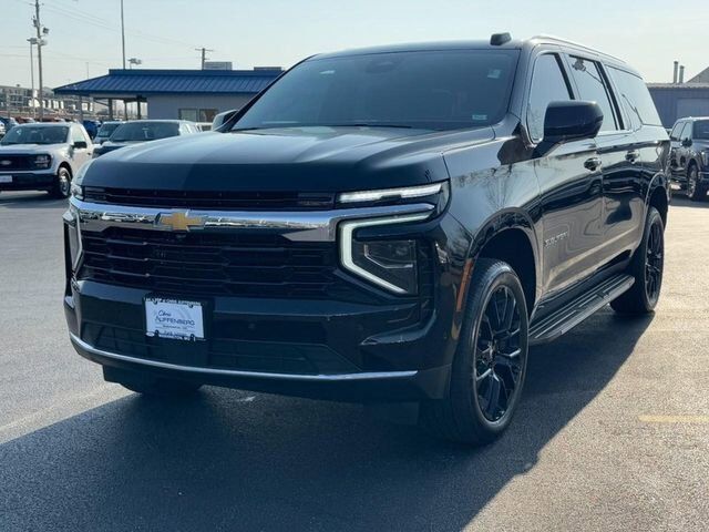 2025 Chevrolet Suburban LS Farmington MO