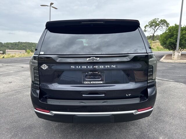 2025 Chevrolet Suburban LT  TX