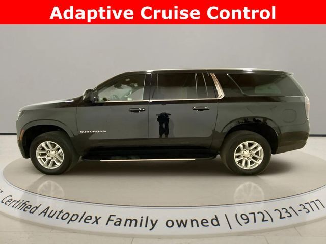 2025 Chevrolet Suburban LT