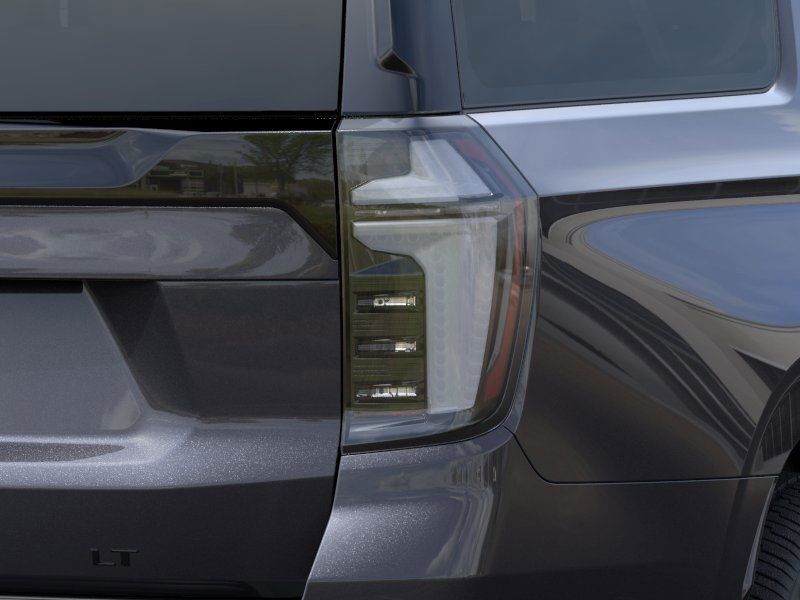 2025 Chevrolet Suburban LT Green Bay WI