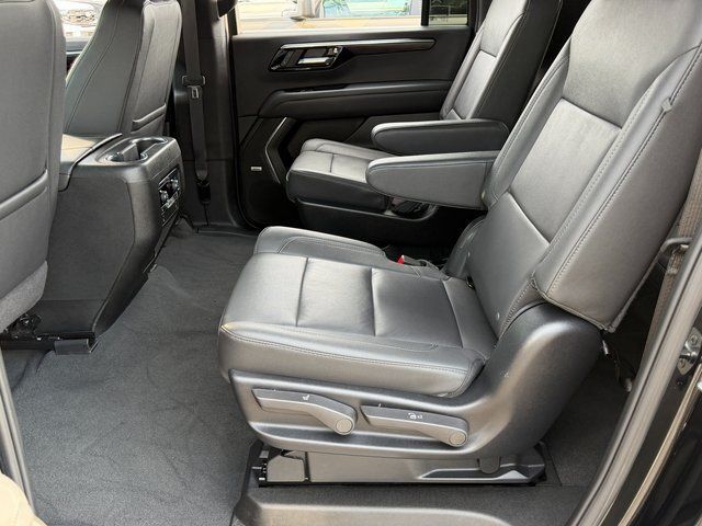2025 Chevrolet Suburban LT Springfield VA