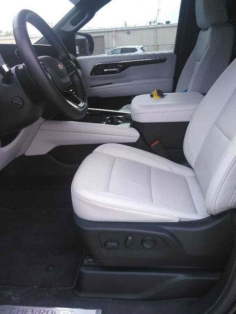 2025 Chevrolet Suburban Premier Kerrville TX