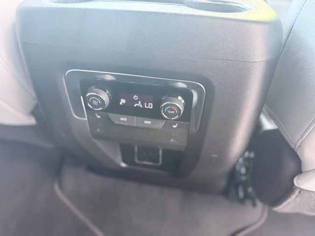 2025 Chevrolet Suburban Premier Kerrville TX