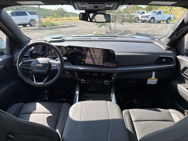 2025 Chevrolet Suburban Premier Kerrville TX