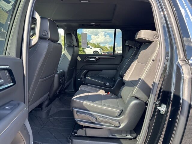 2025 Chevrolet Suburban Premier Kerrville TX